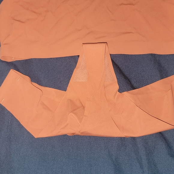 COPY - Brand New 2 sets of matching Bra & Thong Size L - Picture 11 of 12